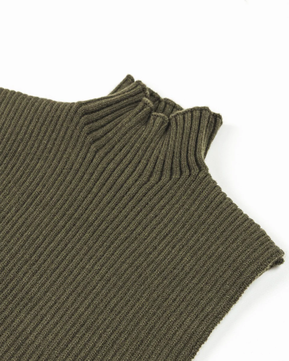 Moda Ribbed Knit Tank - Image 26