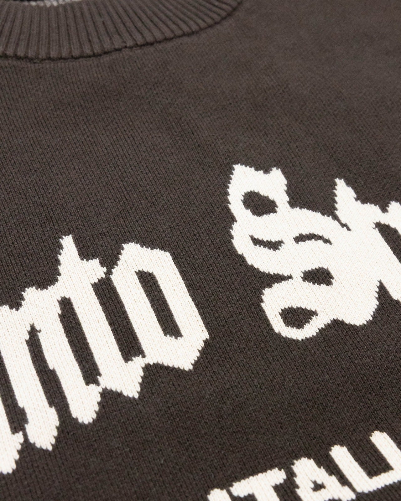 Santo University Knit Sweater - Image 5